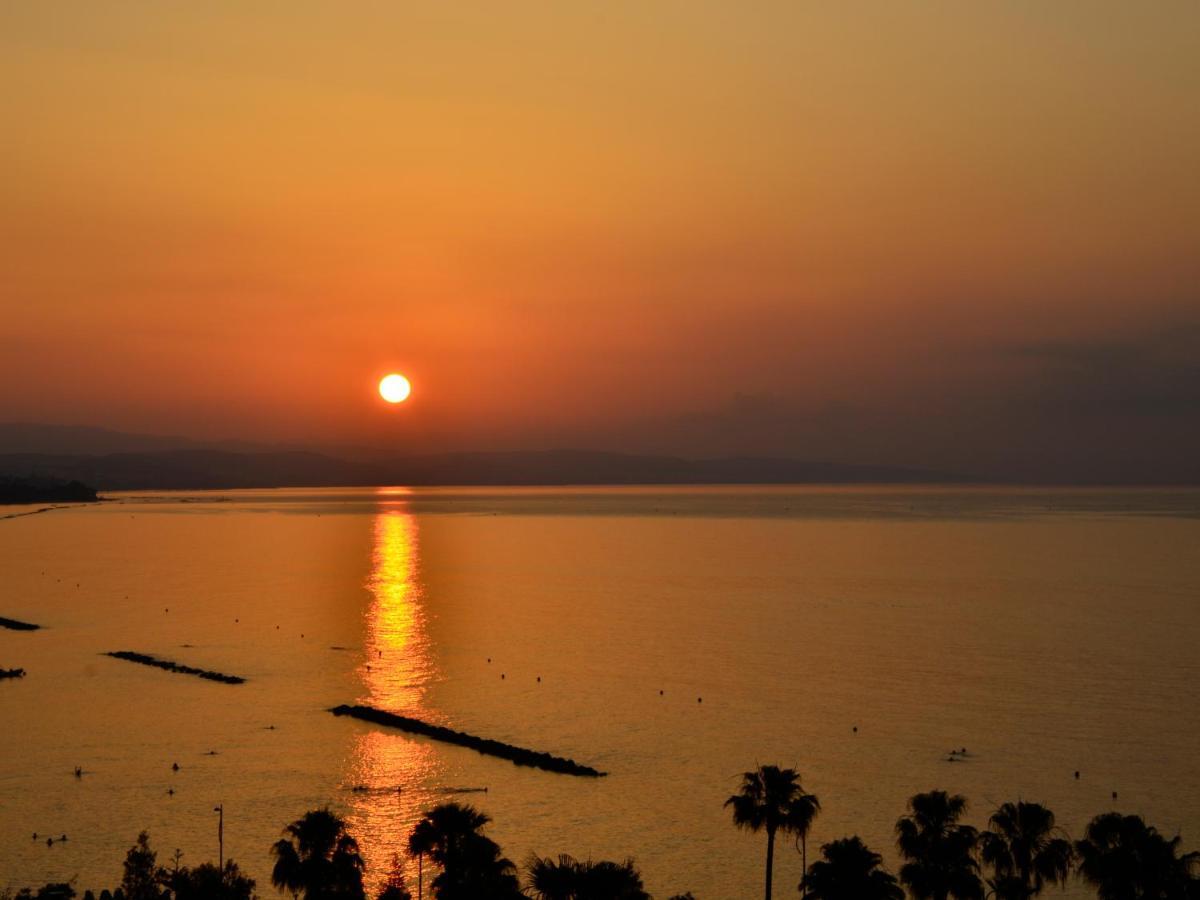 A City-Center Seaview Penthouse At Oceanic Limassol Exterior foto